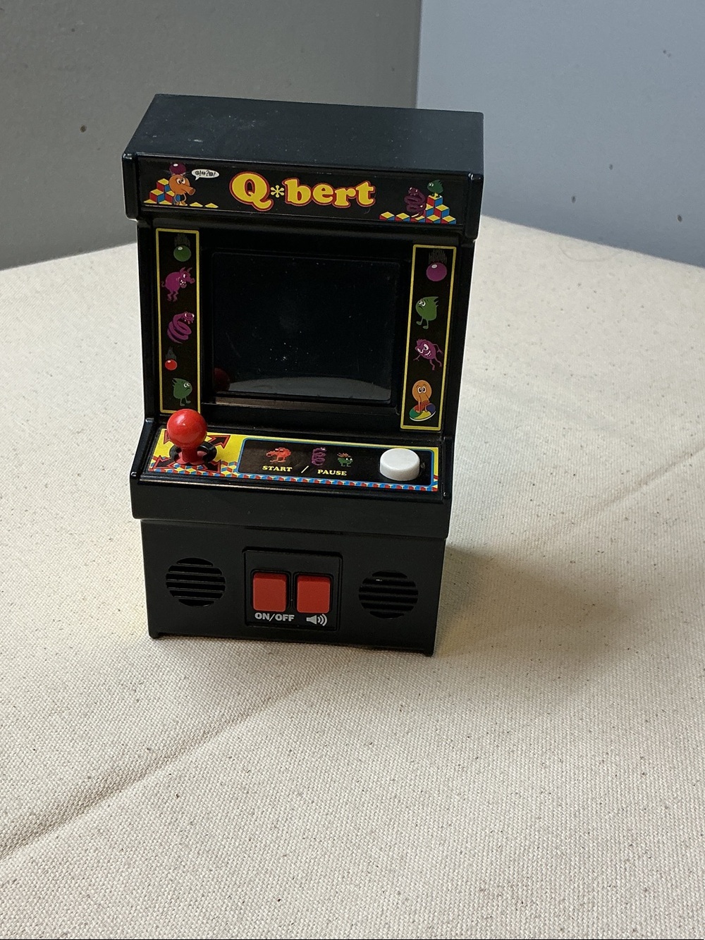 Fun Q*Bert Arcade classic mini game